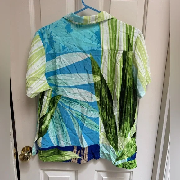Jams World Blue & Green Tropical Print Short-Sleeve Button-Down - Picture 7 of 7